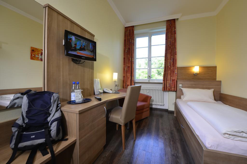 Hotel Bb Haus Neugebauer Garni Geisenheim Zewnętrze zdjęcie